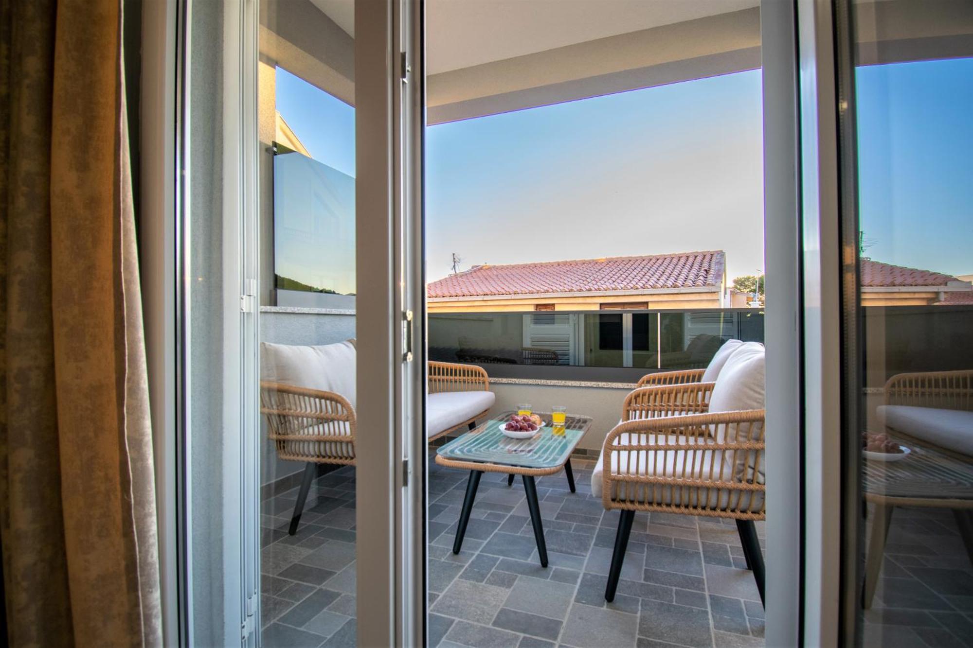 Apartments Hudovernik Baška Voda Εξωτερικό φωτογραφία
