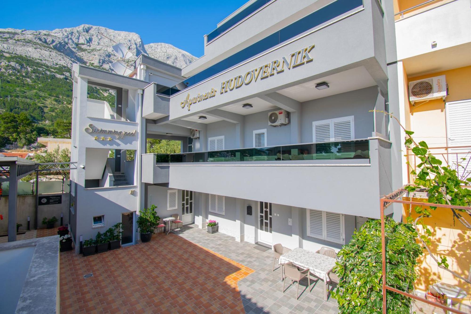 Apartments Hudovernik Baška Voda Εξωτερικό φωτογραφία