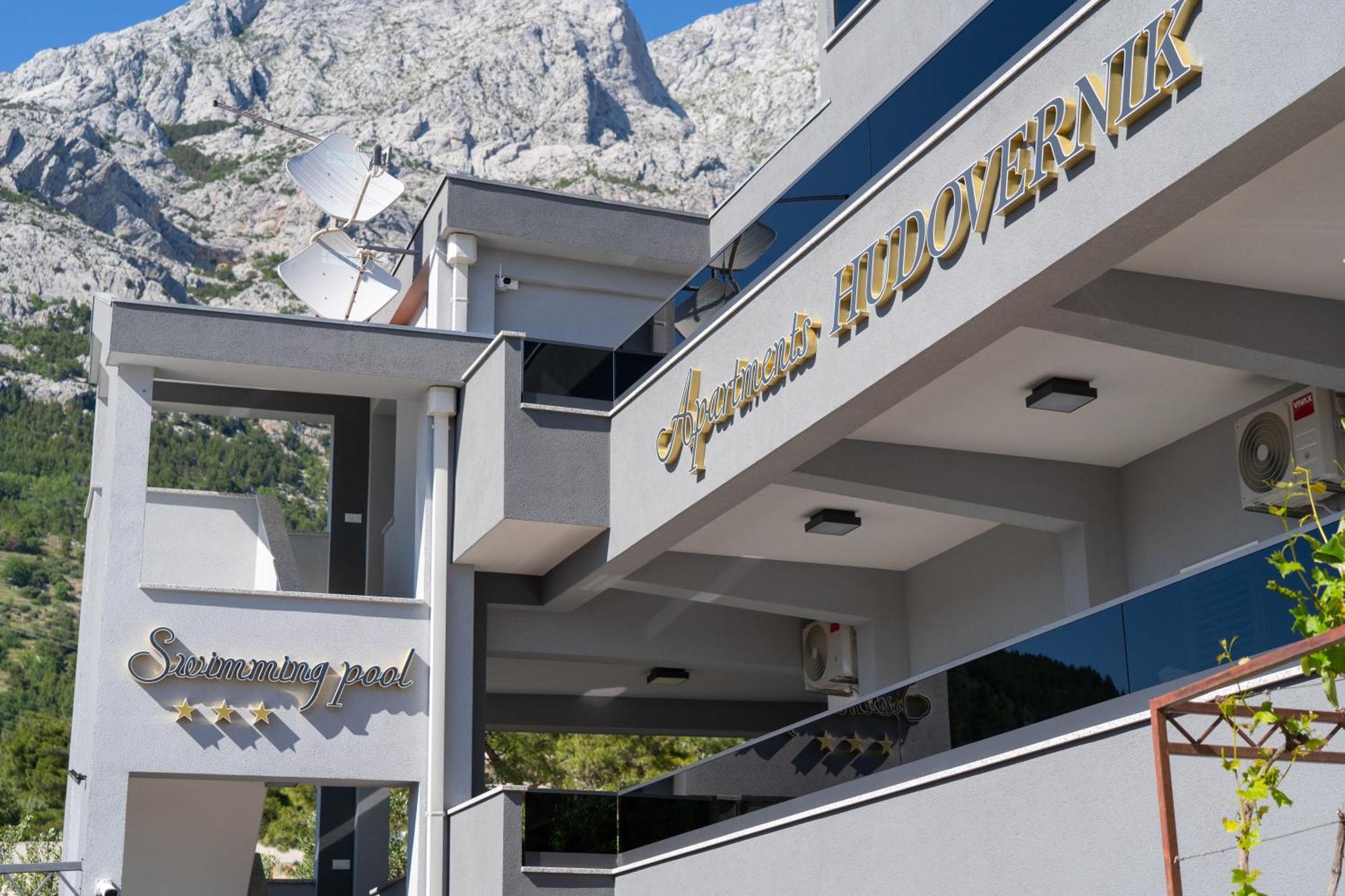 Apartments Hudovernik Baška Voda Εξωτερικό φωτογραφία