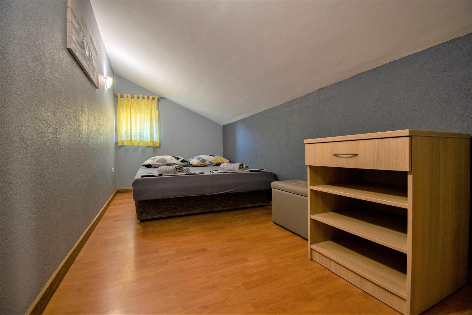 Apartments Hudovernik Baška Voda Εξωτερικό φωτογραφία